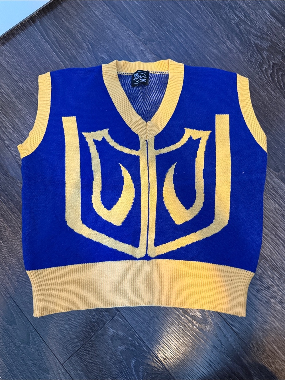 Steady Hands Cosplay Blue & Yellow Knit Sweater Veste